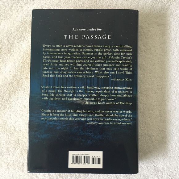 The Passage - A Novel - By Justin Cronin - Picture 2 of 5